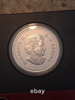 $1 Dollar Canada 2005 DCAM SILVER Proof. 40th Anniv. FLAG RED Enameled