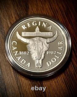 1982 CANADA UK Queen ELIZABETH II Cattle Skull Proof Silver Dollar Coin