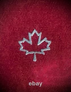 1982 CANADA UK Queen ELIZABETH II Cattle Skull Proof Silver Dollar Coin