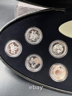 2000 Canada 12 Coin Sterling Silver Millenium Proof Quarter Set with Box & COA #E1