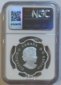 2017 Canada $20 silver coin, Timber Wolf, NGC PF70 Ultra Cameo, Scallop