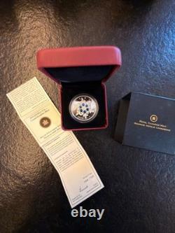 Canada $20 2010 Crystal Snowflake Blue Silver 9999 Royal Canadian Mint